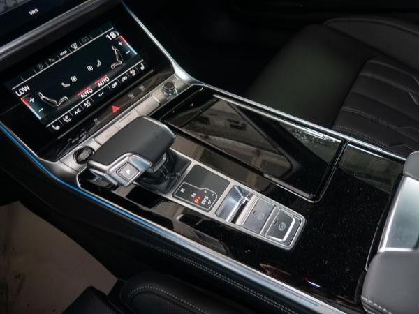 Audi A6 Avant S line 50 TDI quattro
