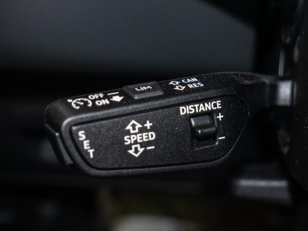 Audi A6 Avant S line 50 TDI quattro