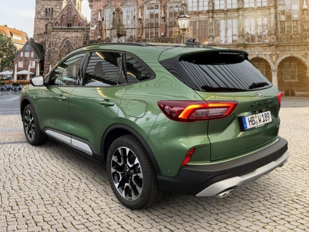 Ford Kuga Active X FHEV Allrad Navi digitales Cockpit B&O 19-Zoll