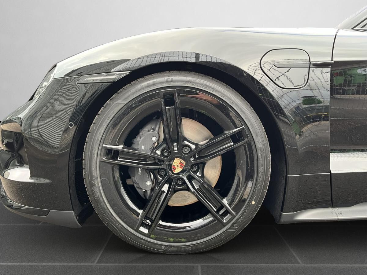 Porsche Taycan Sport Turismo Sport Chrono,BOSE,Pano.,Privacy,Head-Up