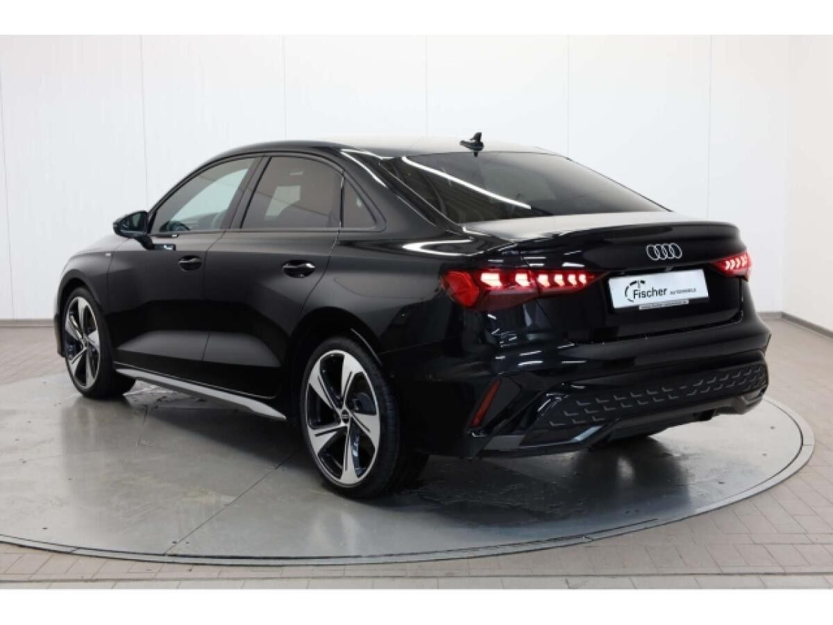 Audi A3 Limousine 35 TFSI S line