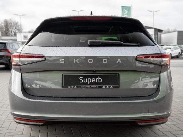 Skoda Superb Combi Selection 1.5 TSI iV DSG ACC AHK