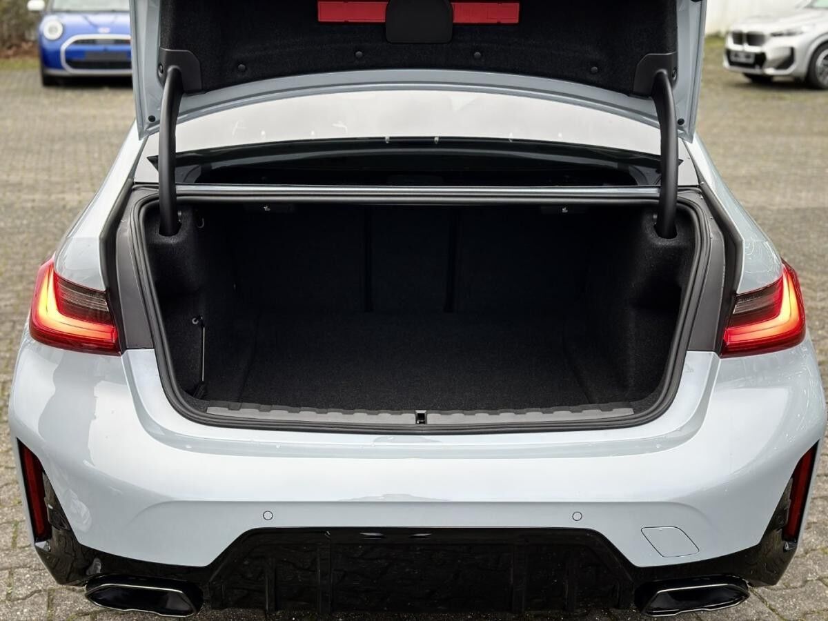 BMW M340i xDrive Limousine Sportpaket HK HiFi DAB