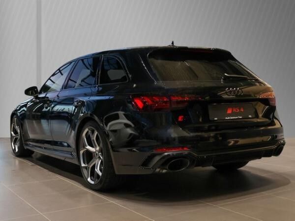Audi RS4 Avant edition 25 years