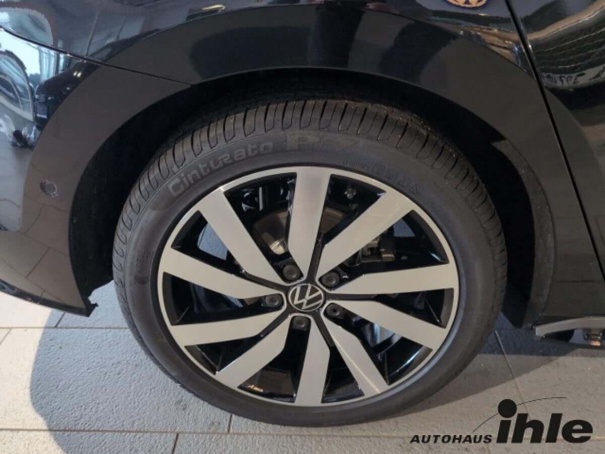 Volkswagen Touran 1,5 TSI DSG Highline R-Line 7-Sitzer Black Style