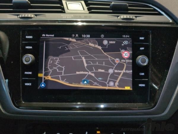 Volkswagen Touran 1,5 TSI DSG Highline R-Line 7-Sitzer Black Style