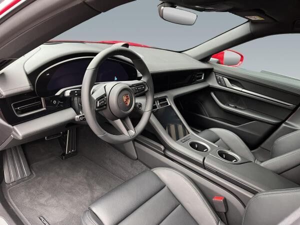 Porsche Taycan 4 Cross Turismo SportChrono,HD Matrix,BOSE,InnoDrive,Pano.