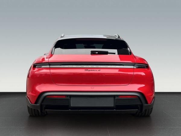 Porsche Taycan 4 Cross Turismo SportChrono,HD Matrix,BOSE,InnoDrive,Pano.
