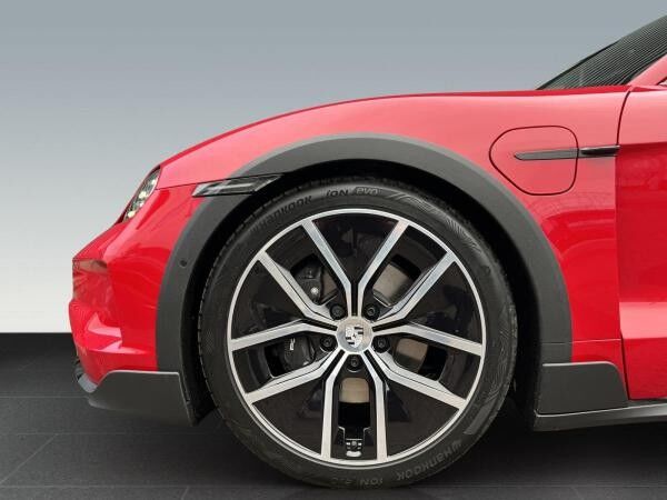 Porsche Taycan 4 Cross Turismo SportChrono,HD Matrix,BOSE,InnoDrive,Pano.