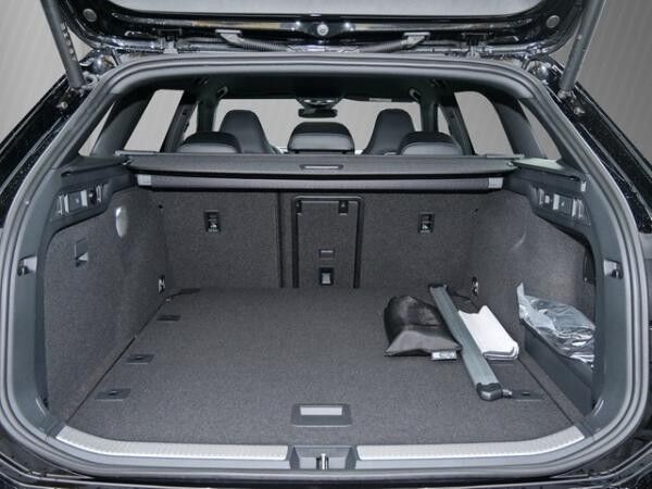 Volkswagen Passat R-Line 2,0 TDI SCR DSG / UPE br. 62.225,- VLW