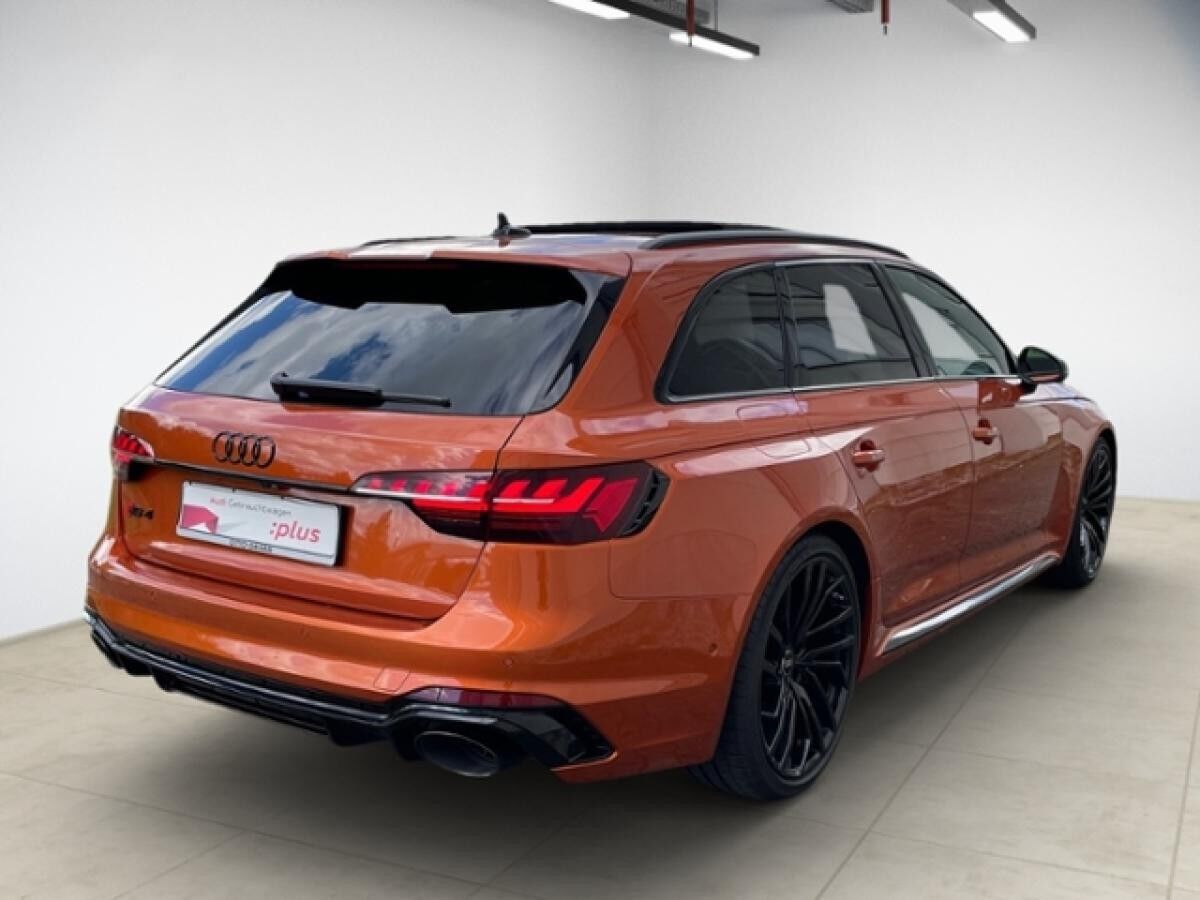 Audi RS4 Avant 2.9 TFSI quattro Tiptronic LEDER