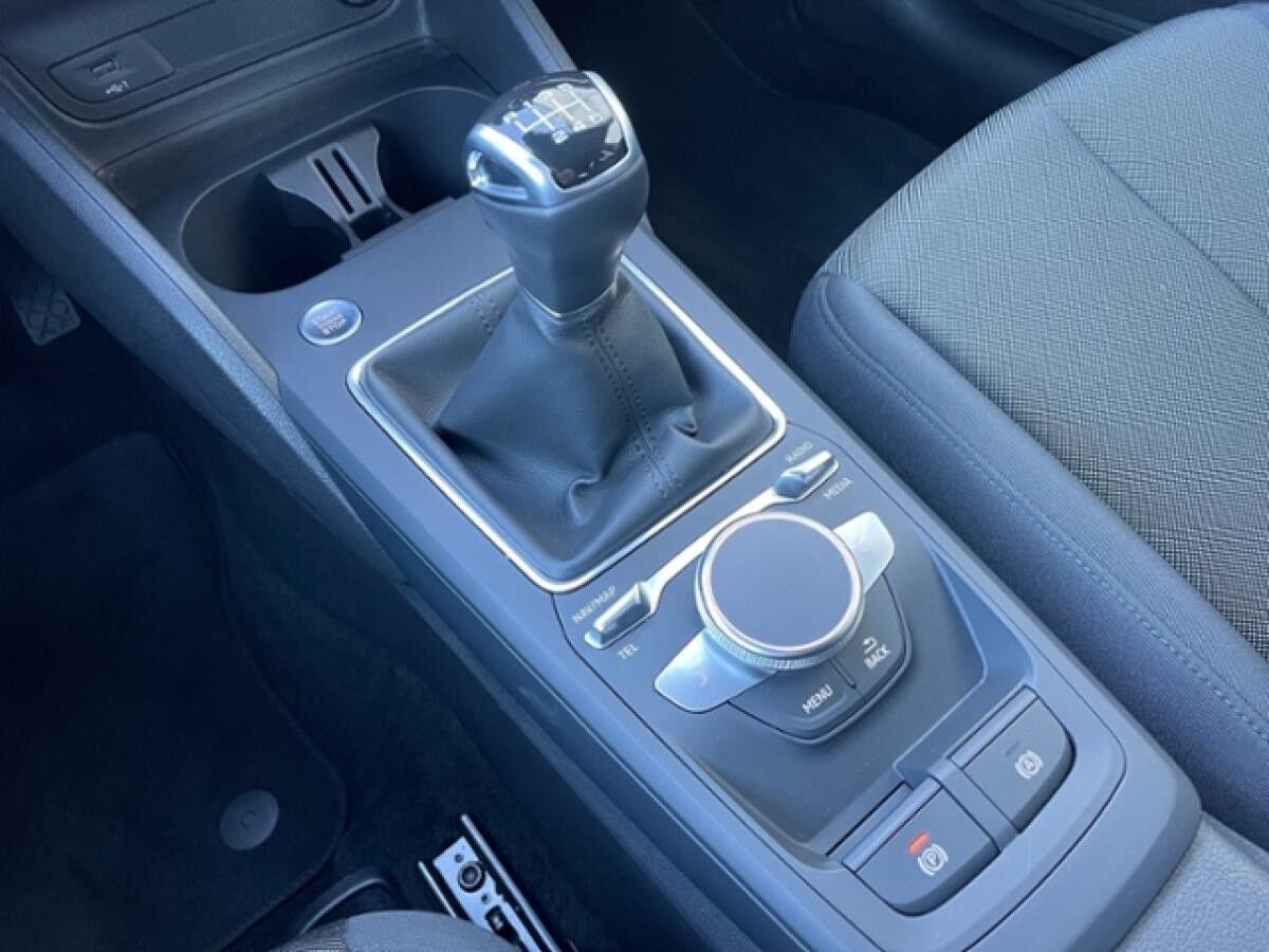 Audi Q2 30 TFSI S line KLIMA LED