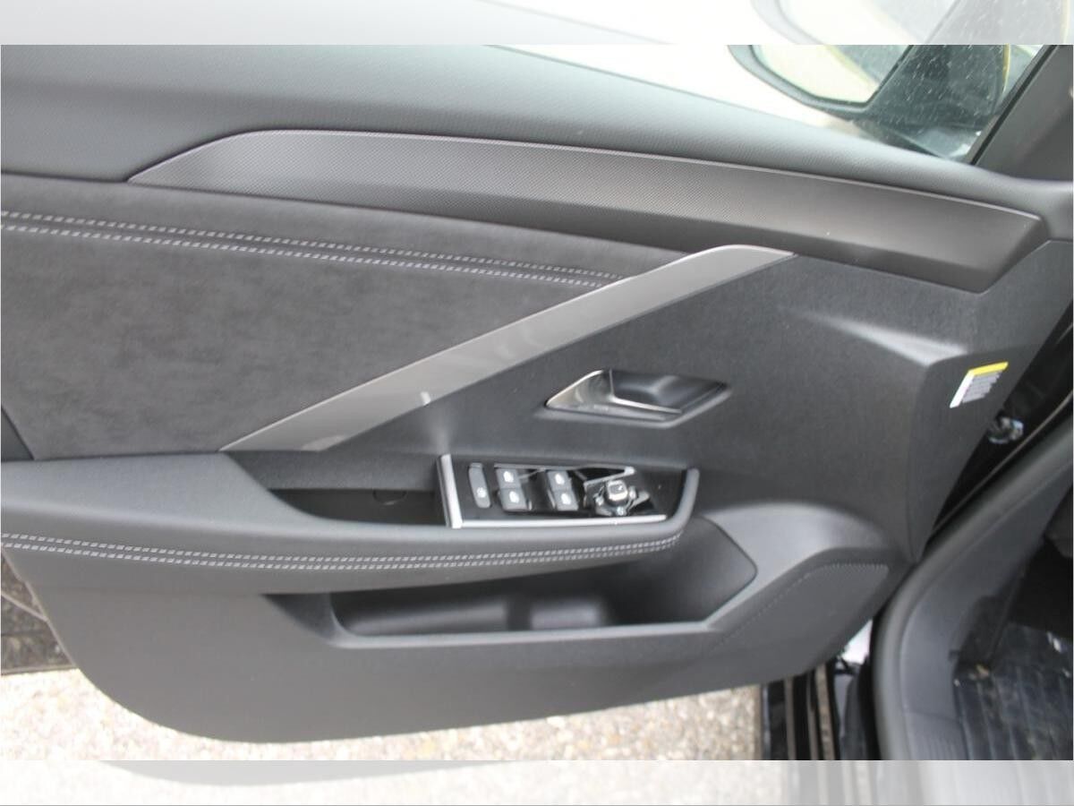 Opel Astra 1.2 Turbo Hybrid 48 V GS SHZ|LRHZ|NAV|IALU