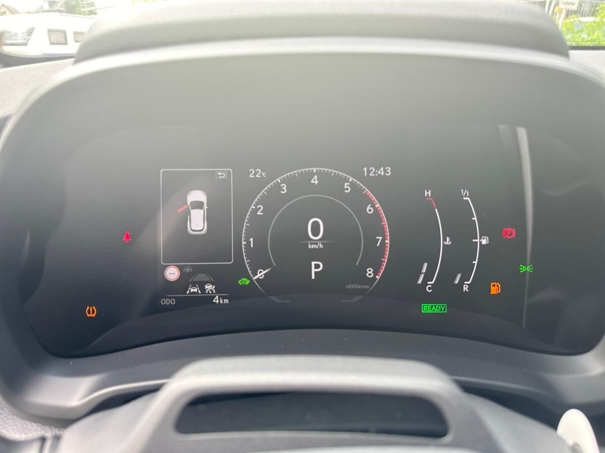 Lexus LBX BASIS mit KomfortP  Hybrid - *schnell verfügbar* Sitzheizung / CarPlay / RückfahrK / Metallic