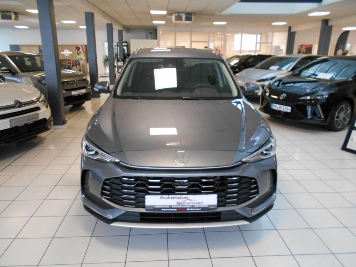 MG ZS Hybrid+  LUXURY