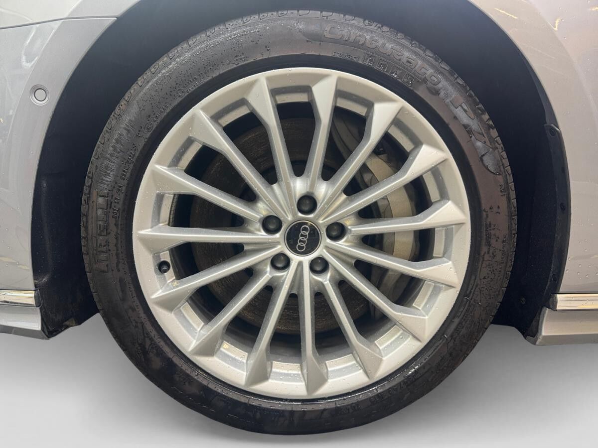 Audi A8 L 60 TFSI quattro Matrix HUD OLED ACC Virtual