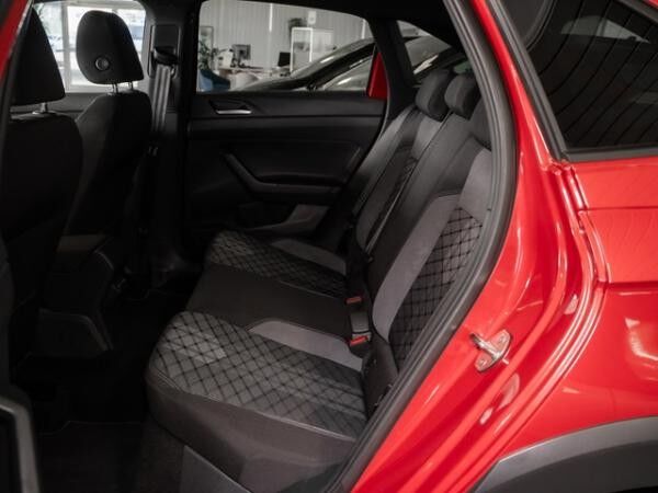 Volkswagen Taigo 1,5 TSI DSG R-Line IQ.Light R-Kamera 17"