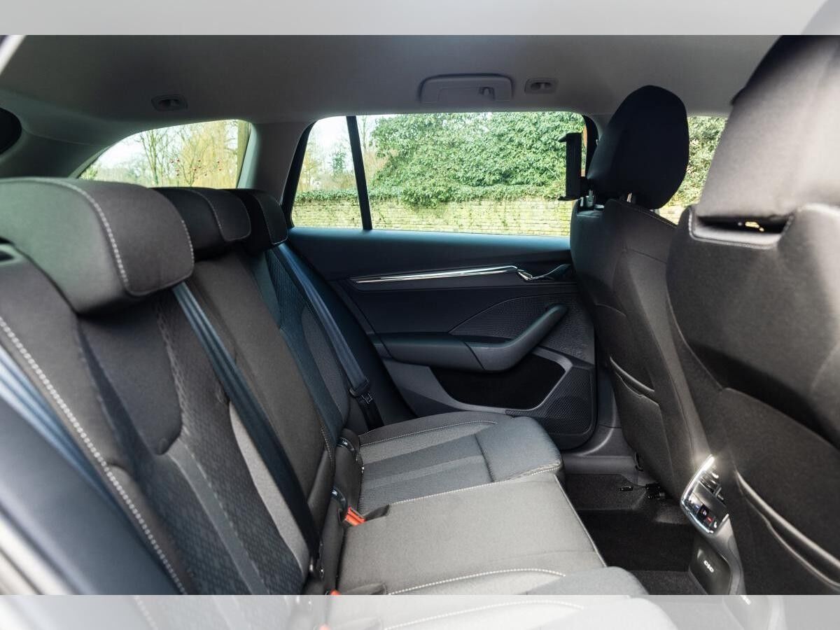 Skoda Octavia Combi Style 1.5 TSI e-TEC DSG • AHK • NAVI • SOFORT