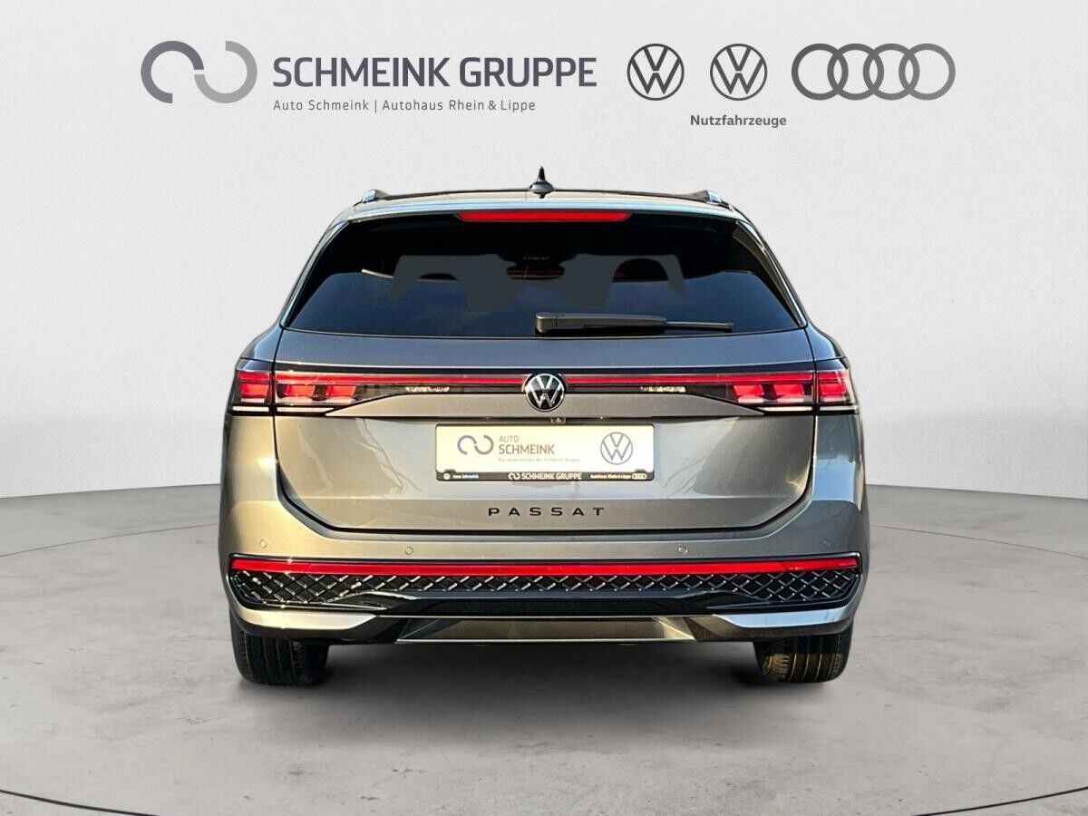 Volkswagen Passat R-Line 2.0 TDI DSG AHK Kamera Navi