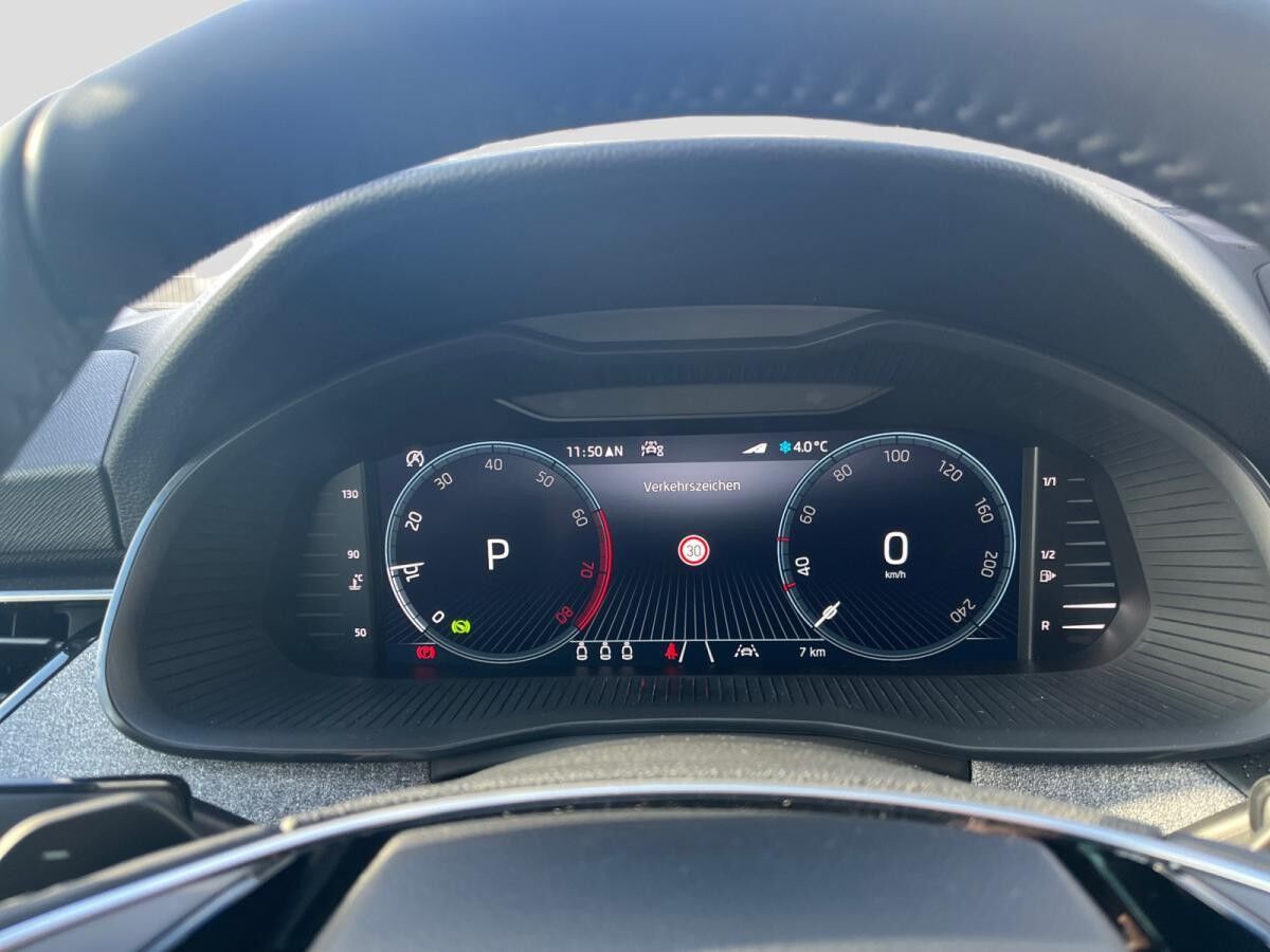 Skoda Scala Tour 1,0 TSI 7-Gang-DSG Infotainment *sofort verfügbar*