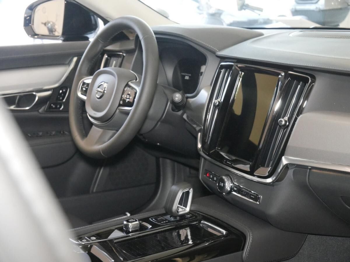 Volvo V90 Recharge T6 AWD Plus Dark