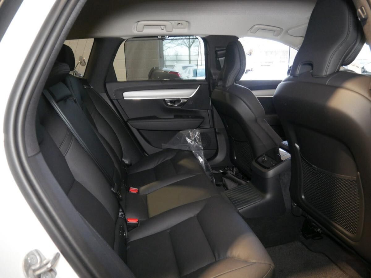 Volvo V90 Recharge T6 AWD Plus Dark