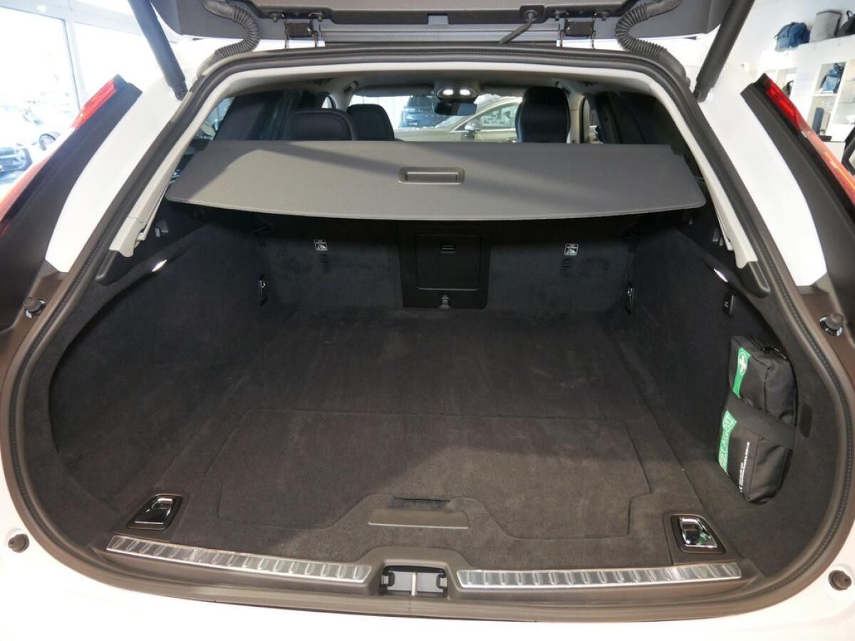 Volvo V90 Recharge T6 AWD Plus Dark