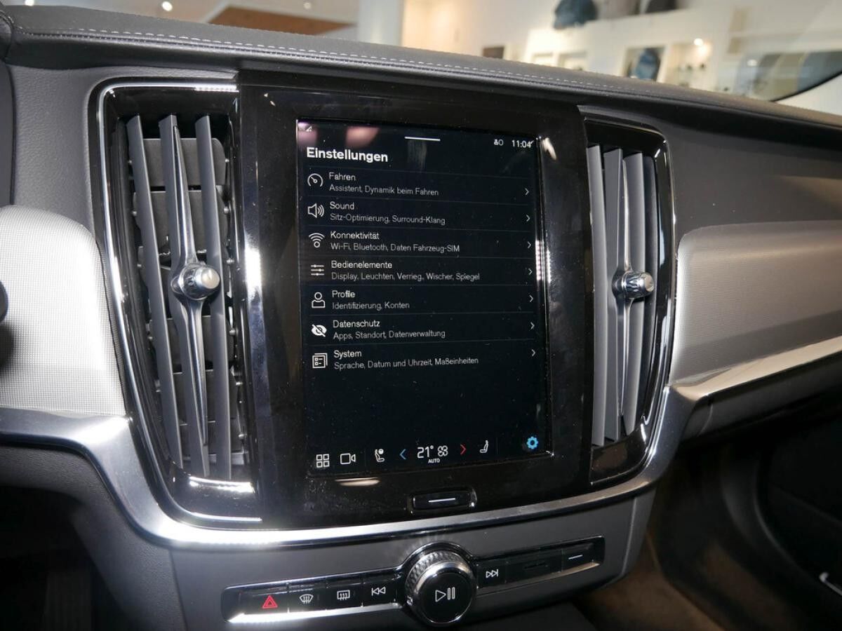 Volvo V90 Recharge T6 AWD Plus Dark