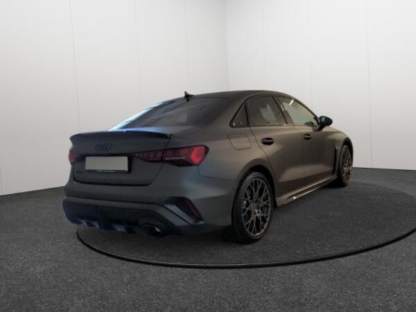 Audi RS3 Limousine Pano*Sonos*ACC*KAM*Matrix-sofort verfügbar