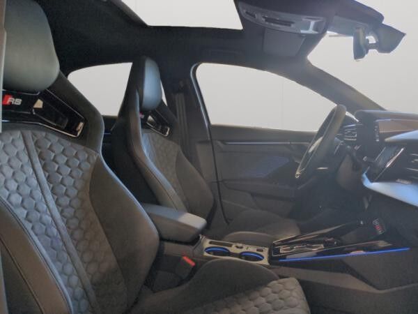 Audi RS3 Limousine Pano*Sonos*ACC*KAM*Matrix-sofort verfügbar