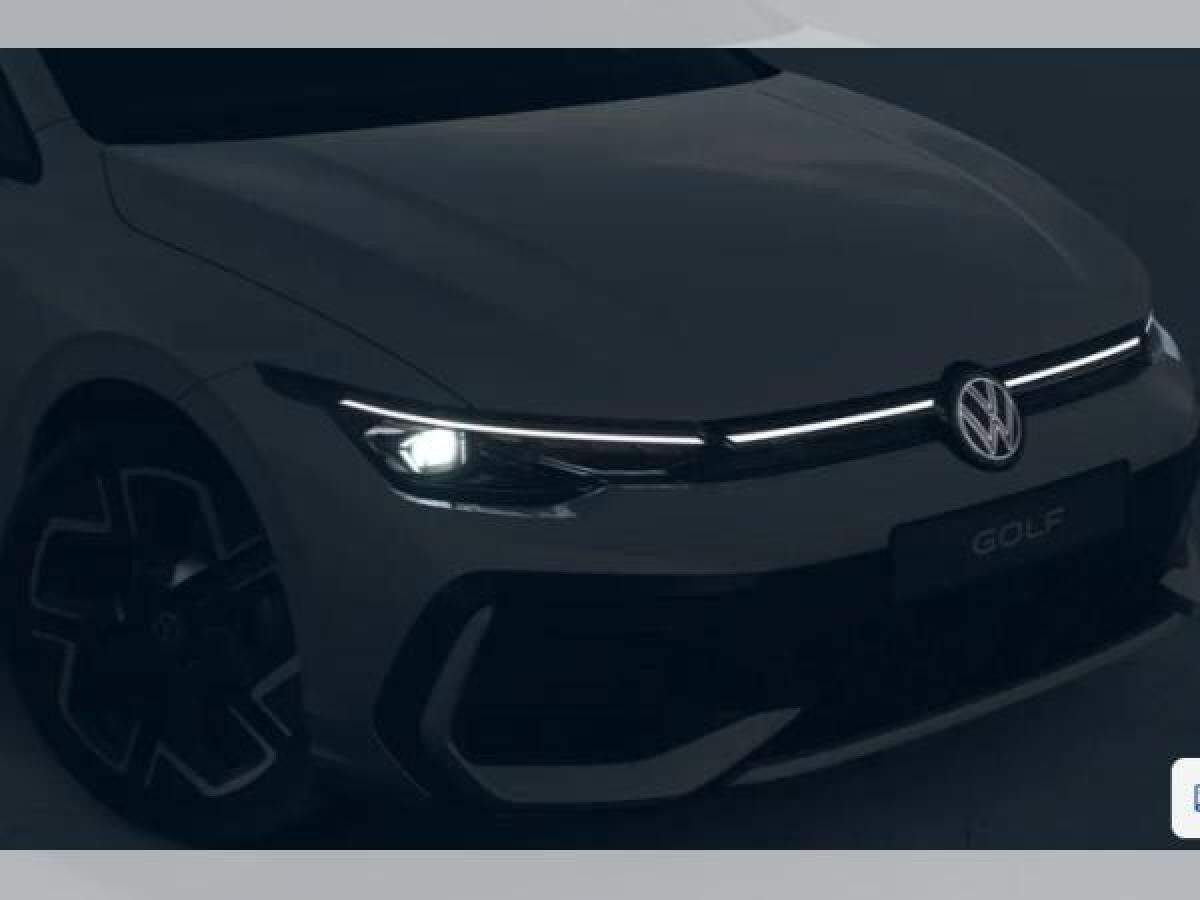 Volkswagen Golf R-Line 1.5 eTSI 150 PS DSG *BLACK STYLE*MATRIX*AHK*PANO*STANDHZG*KEYLESS*49.770 €*