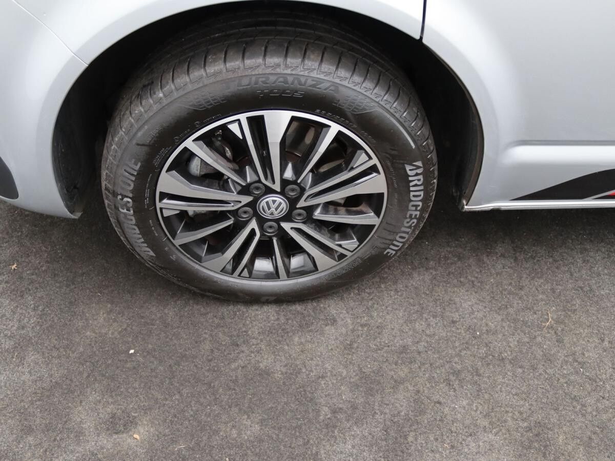 Volkswagen T6.1 Multivan Edition DSG/ Standh, AHK, RFK, LED