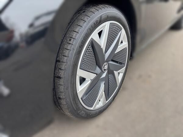 Skoda Superb Limousine 1.5 TSI DSG Selection +NAVI+AHK+NAVI+GRA+