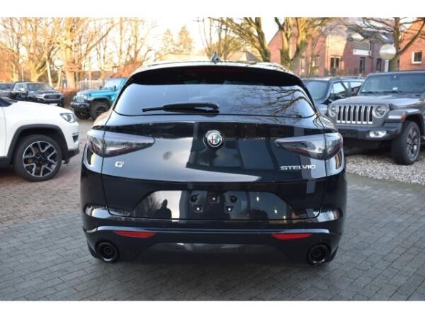 Alfa Romeo Stelvio Veloce Q4 2.0 Turbo -mit AHK - 21 Zoll- Panoramadach
