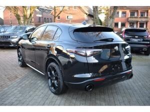 Alfa Romeo Stelvio Veloce Q4 2.0 Turbo -mit AHK - 21 Zoll- Panoramadach