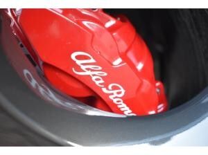 Alfa Romeo Stelvio Veloce Q4 2.0 Turbo -mit AHK - 21 Zoll- Panoramadach