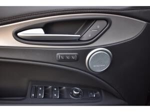 Alfa Romeo Stelvio Veloce Q4 2.0 Turbo -mit AHK - 21 Zoll- Panoramadach