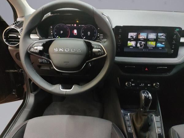 Skoda Fabia Tour 1.0 TSI DSG ACC LED NAVI RFK DAB PDC