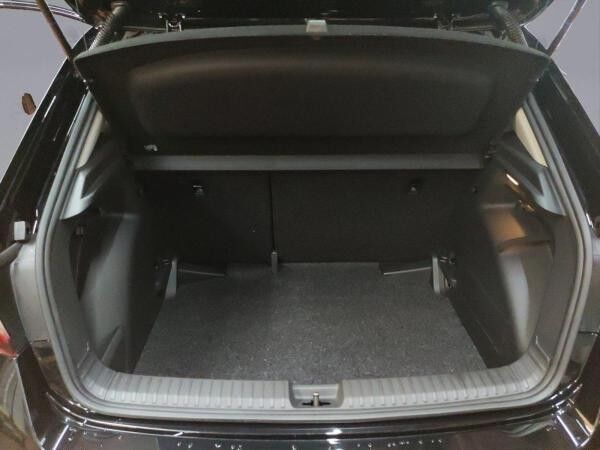 Skoda Fabia Tour 1.0 TSI DSG ACC LED NAVI RFK DAB PDC
