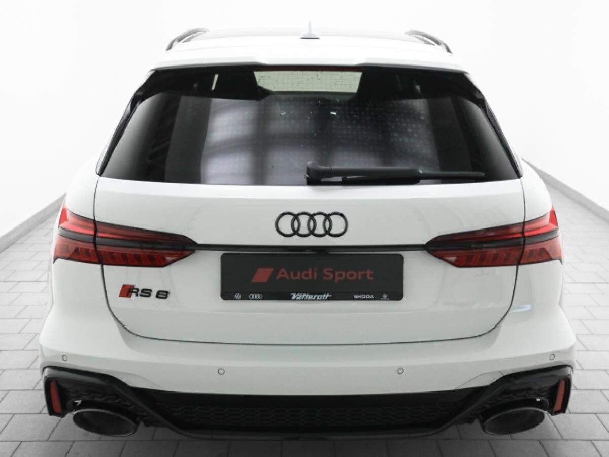 Audi RS6 Avant performance B&O Pano AHK Keramik WR