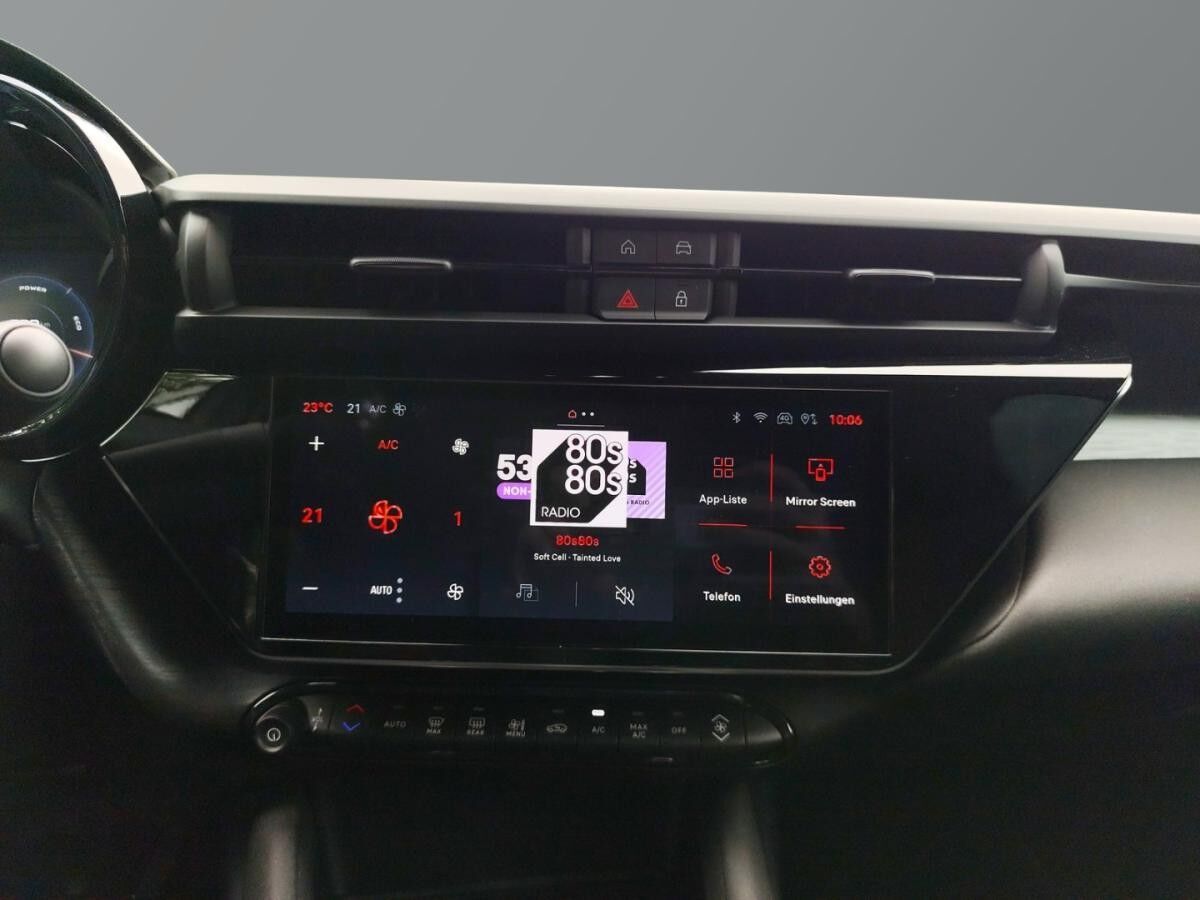 Alfa Romeo Junior Elettrica Speciale 156PS Keyless Navi LED Tempoat **NUR FÜR GEWERBE**