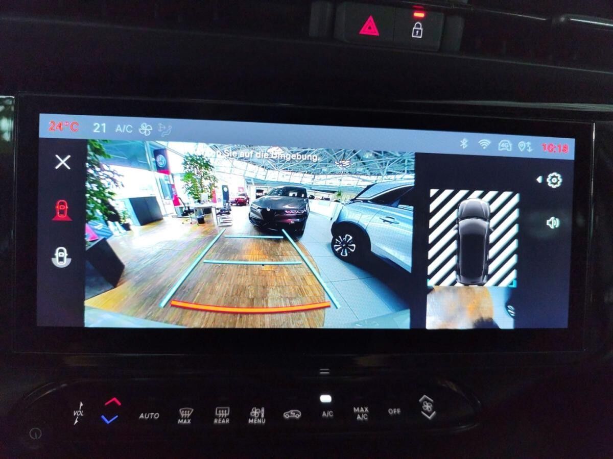 Alfa Romeo Junior Elettrica Speciale 156PS Keyless Navi LED Tempoat **NUR FÜR GEWERBE**