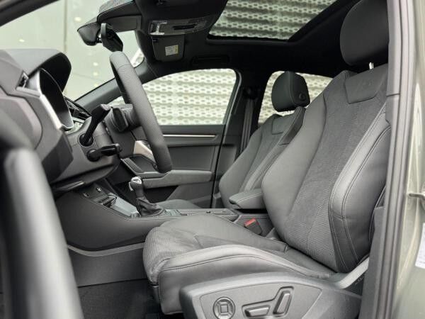 Audi Q3 Sline 35 TFSI KAMERAS*ACC*AHK*MATRIX*PANO*SONOS*NAVI