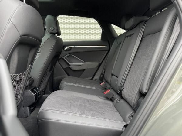 Audi Q3 Sline 35 TFSI KAMERAS*ACC*AHK*MATRIX*PANO*SONOS*NAVI