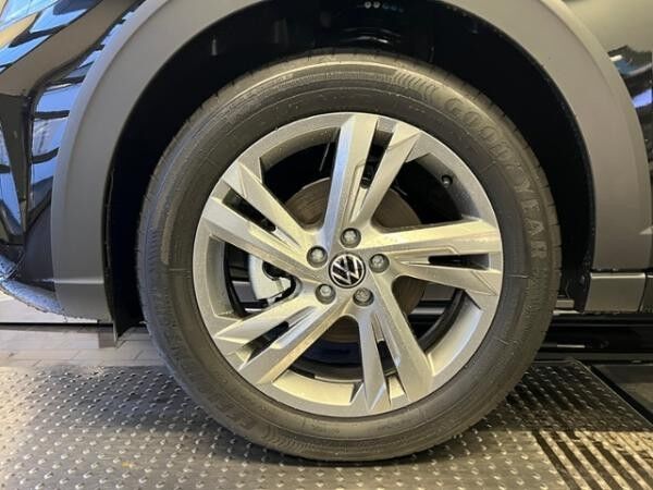 Volkswagen Taigo R-Line 1.5 TSI DSG *AHK, 17'-LM, 'IQ.DRIVE