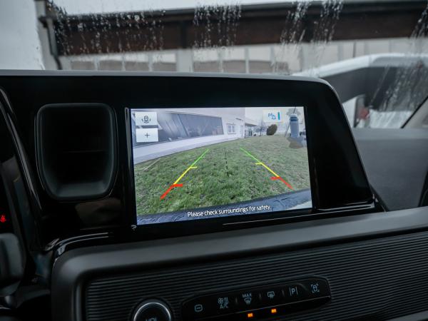 Ford Transit Courier 1.5l EcoBlue Trend Kasten Kamera Lenkradheizung LED-Laderaumbeleuchtung Ganzjahresreifen