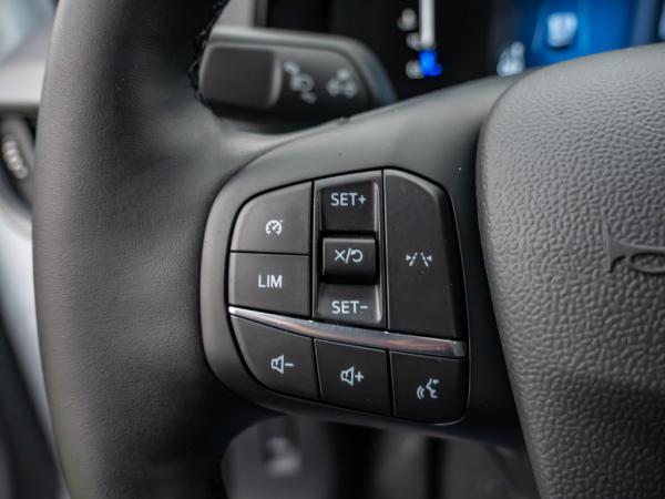 Ford Transit Courier 1.5l EcoBlue Trend Kasten Kamera Lenkradheizung LED-Laderaumbeleuchtung Ganzjahresreifen