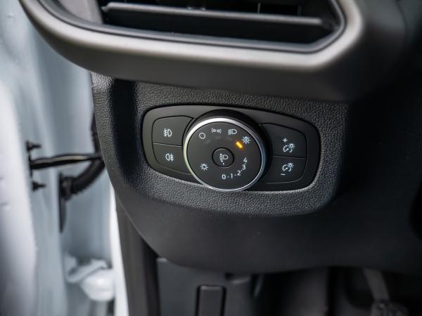 Ford Transit Courier 1.5l EcoBlue Trend Kasten Kamera Lenkradheizung LED-Laderaumbeleuchtung Ganzjahresreifen