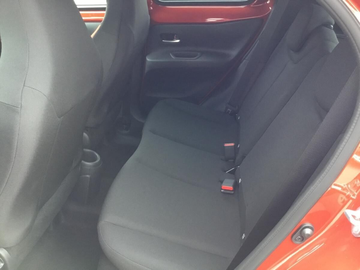 Toyota Aygo X Team D