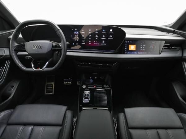 Audi Q6 e-tron 55 quattro AHK Matrix TechPlus Beifahrerdisplay